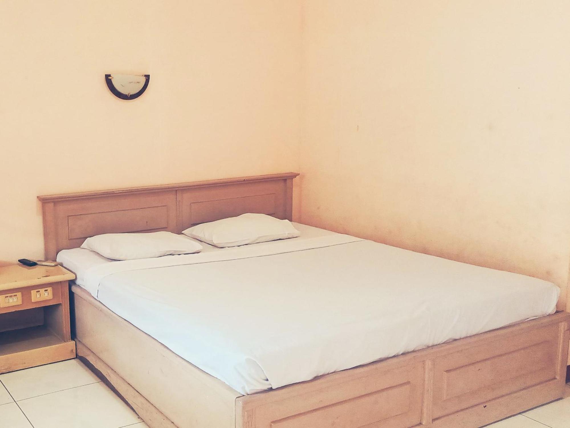 Hotel Wijaya Purwokerto Buitenkant foto